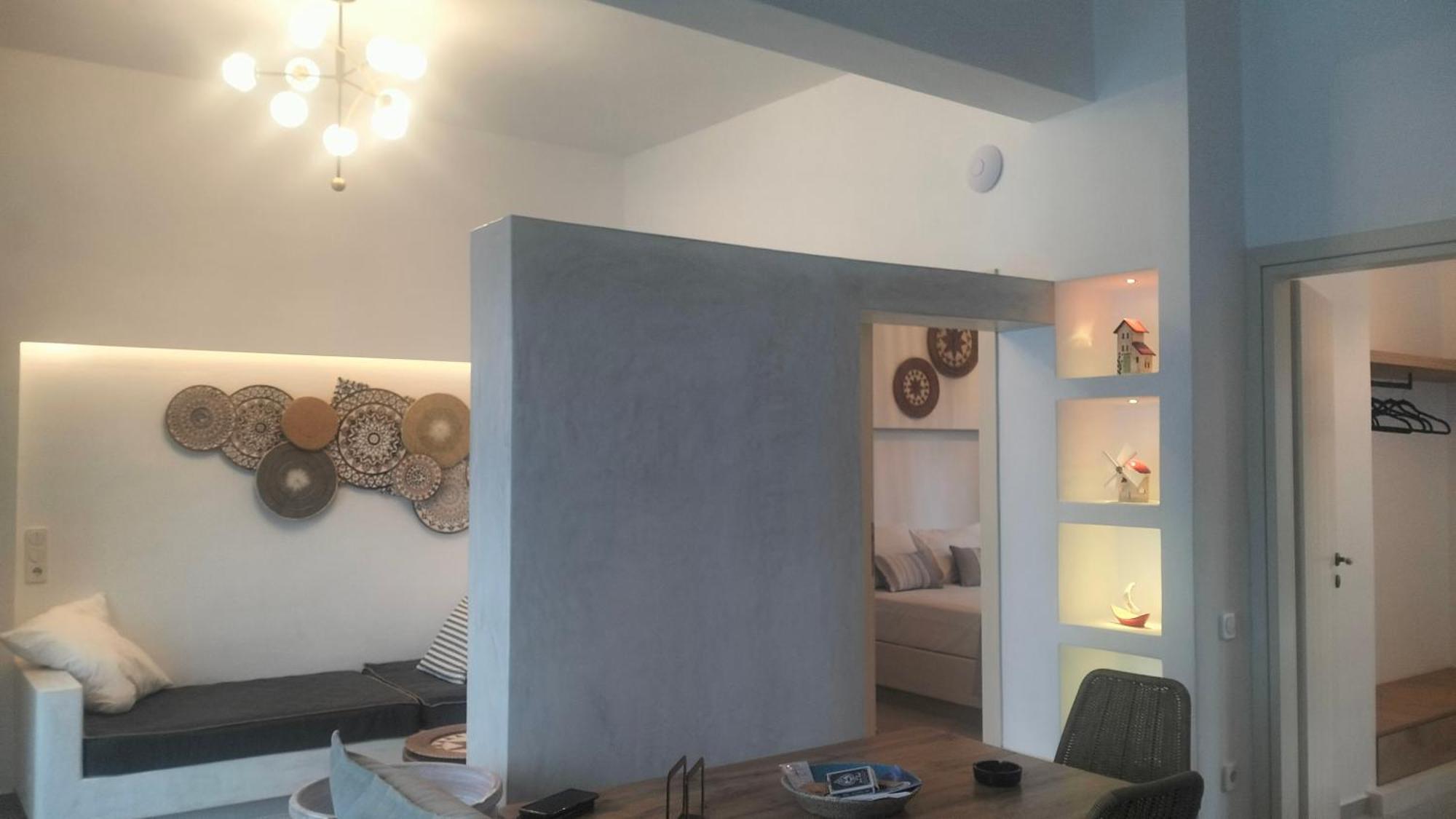 شقة Θέαστρον - Theastron House With Great View In Chora Pera Gyalos المظهر الخارجي الصورة